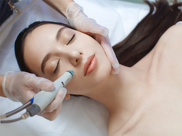 HYDRAFACIAL